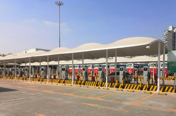 睦邻共生，，，，，，，，点亮绿色未来